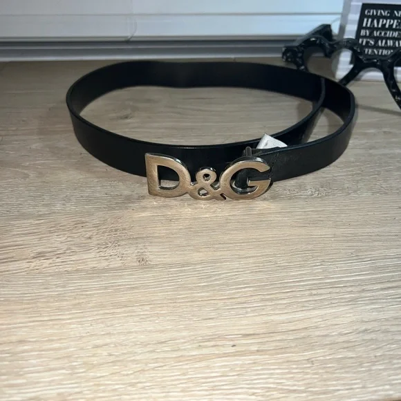小物 D&G DOLCE&GABBANA eyelet leather belt Dolce & Gabbana DG Crossover Logo Tumbled Leather Belt Black